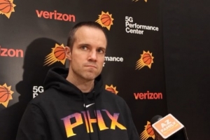 奥特谈打老鹰：他们擅长逼迫对手失误 近期状态正佳实力不容小觑